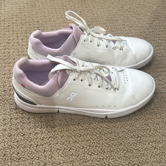 ON RUNNING X ROGER FEDERER TRAINER SNEAKERS Size 11 - Picture 1 of 7